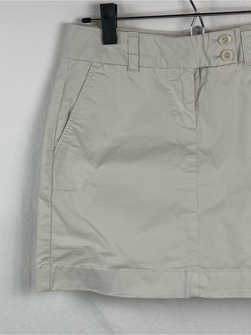 Vineyard Vines women’s 0 Light Beige Khaki mini Skirt - Picture 3 of 10